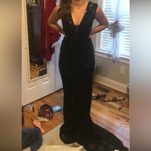 Black Sherri hill Prom dress